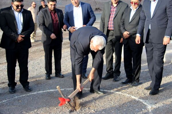 افتتاح و کلنگ‌زنی چندین طرح عمرانی در شهرستان بم 