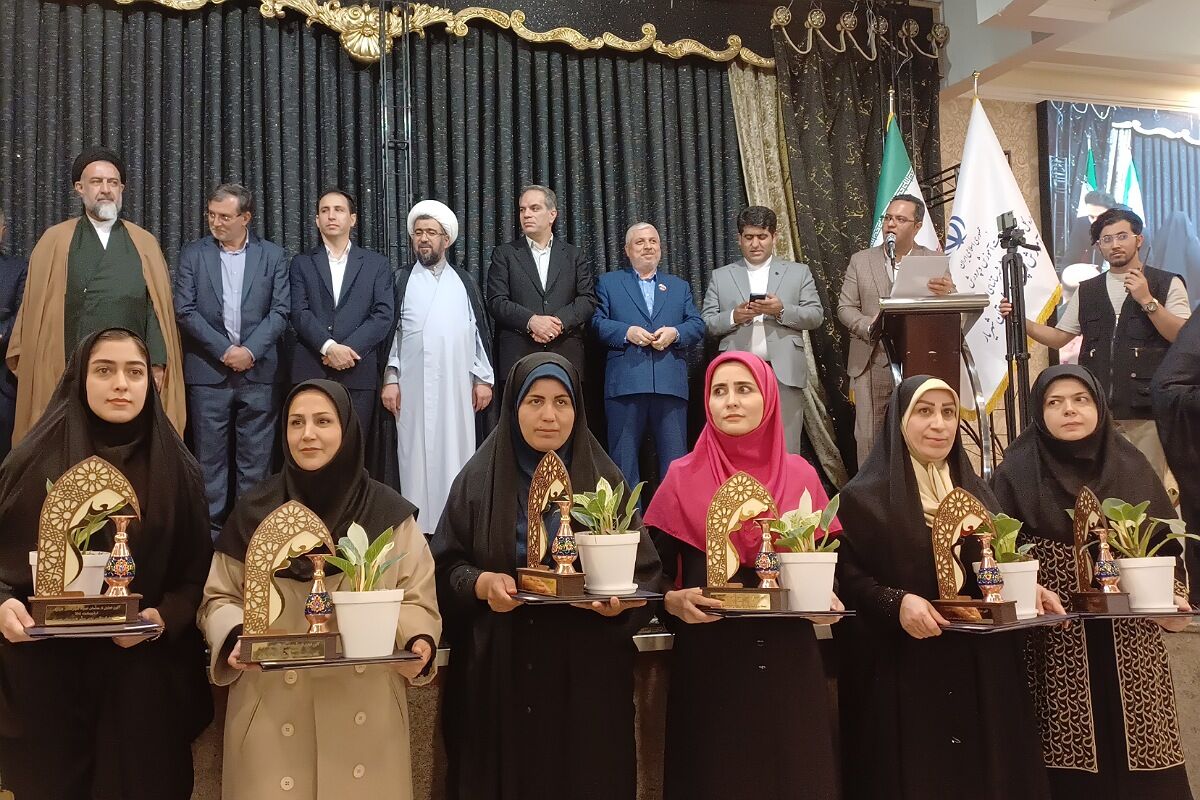 مراسم بزرگداشت مقام معلّم در تالار شباهنگ شهرستان شهریار