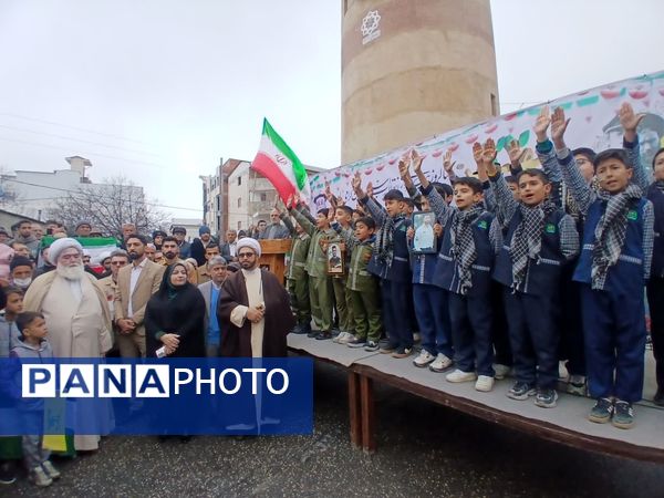 خروش حماسی مردم کردکوی در آیینه‌ شکوه ۲۲ بهمن