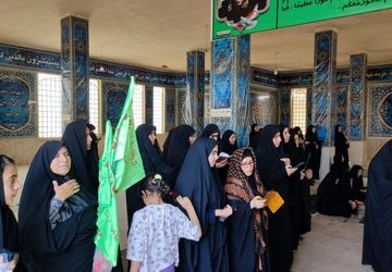 قدم‌های عاشقانه مردم شهرستان معمولان، در مسیر امامزاده سید محمد