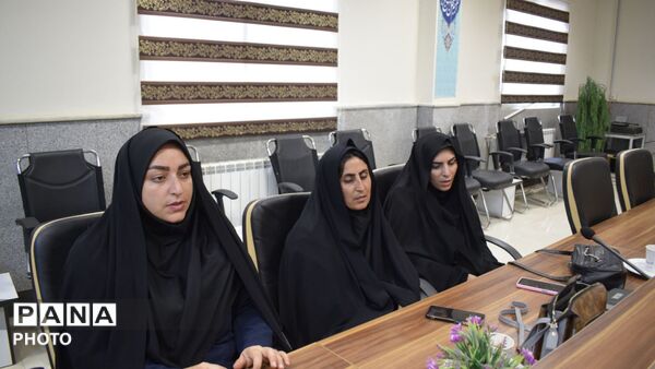 دیدار مدیر و کارکنان اداره بهزیستی رومشکان با فرماندار و امام جمعه