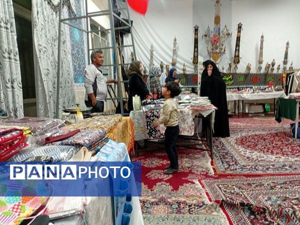 بازارچه محصولات خانگی در شهرستان خلیل آباد 