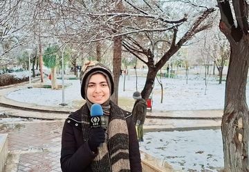 شادی مردم قم از سفید پوش شدن شهر در نخستین برف زمستانی