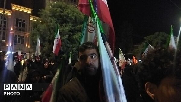 قاب هایی از حماسه سی و نهمین شب در نیشابور 