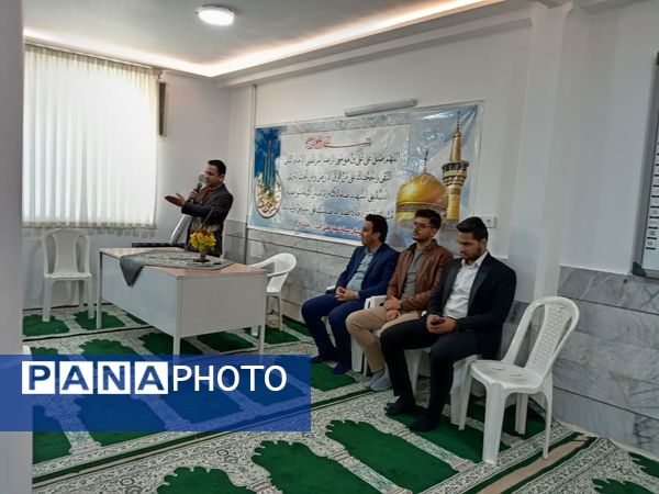 جلسه تجربه گردانی با قبول شدگان کنکور سراسری در دبیرستان نمونه آیت‌الله خامنه‌ای