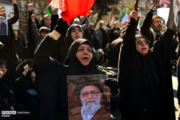 راهپیمایی اقتدار بعد از نماز جمعه - مصلای تهران -2