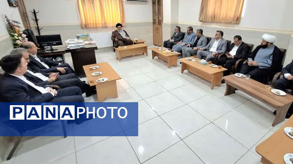 دیدار رئیس سازمان ثبت اسناد و املاک کشور با نماینده ولی‌فقیه در کهگیلویه و بویراحمد 