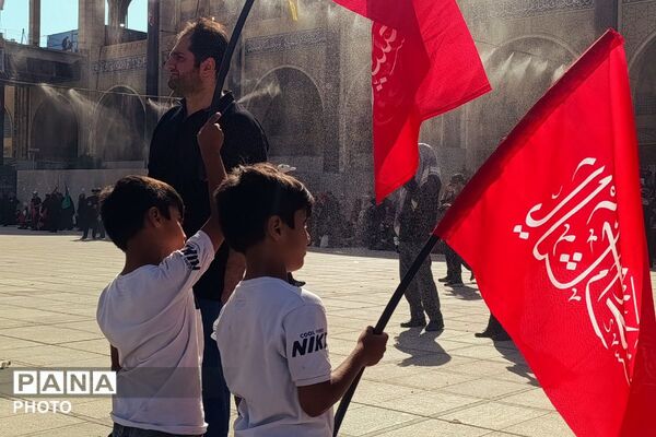 فریاد نسل نو در سوگ رهبر؛ مشقِ وفاداری در قابِ تشییع 