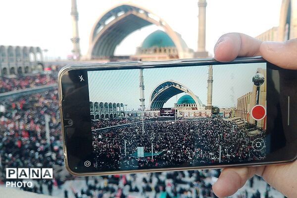 مراسم وداع و بدرقه آقای شهید ایران در مصلی امام خمینی (ره)
