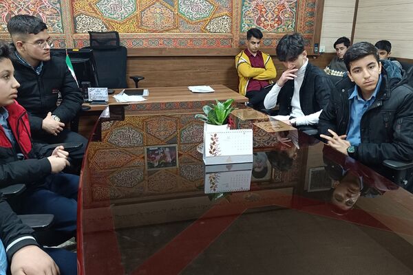 اولین نشست روسای شوراهای دانش‌آموزی پسران شهرستان شهریار