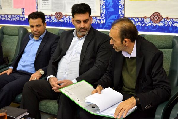 زنگ پژوهش در بهارستان‌دو