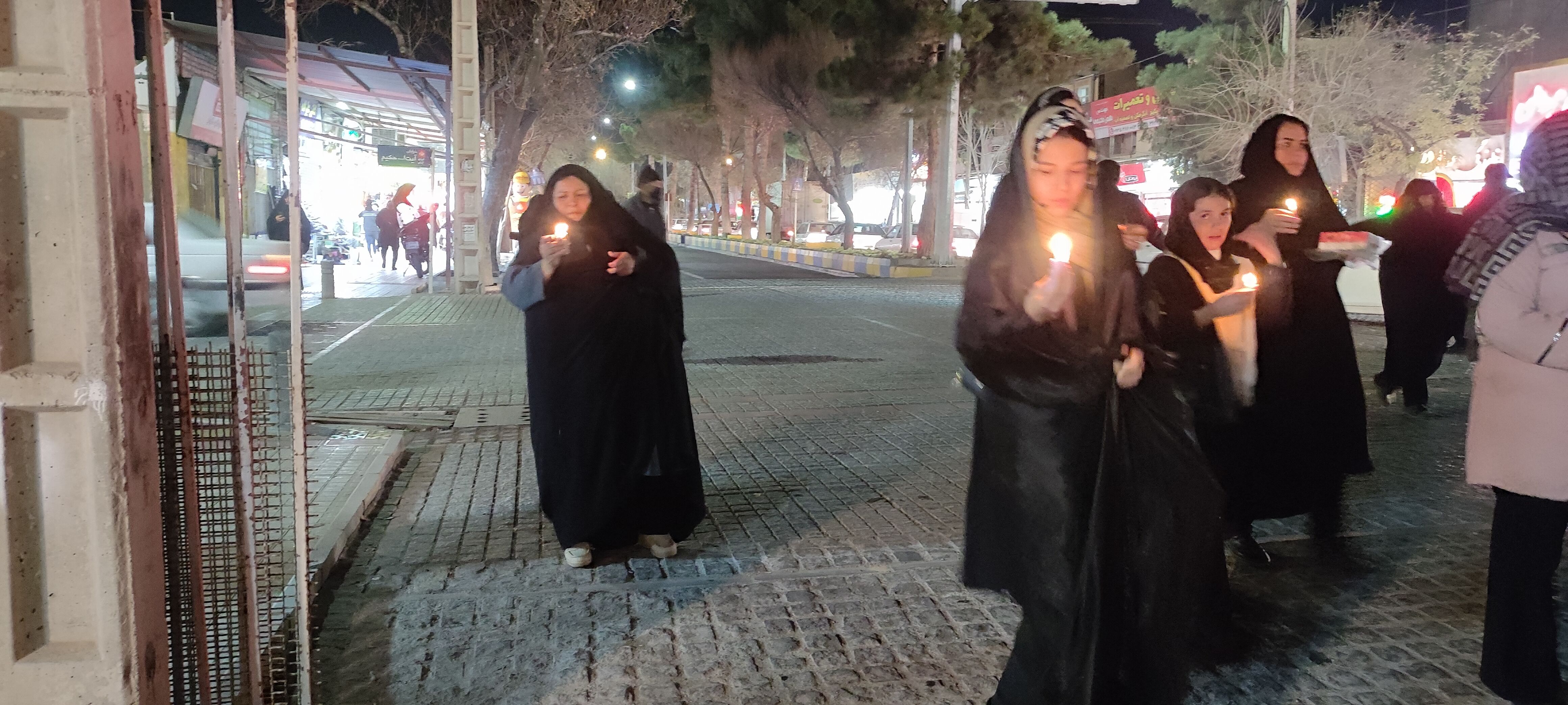 مراسم تشییع نمادین فاطمه زهرا(س)  در مسجد محمد رسول الله(ص) شهرستان شیروان