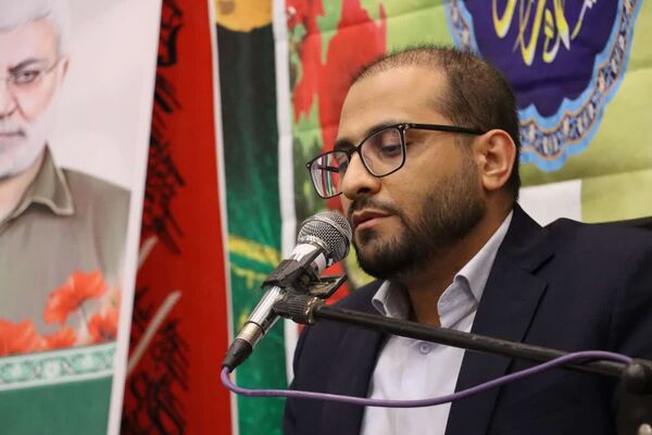 محفل انس با قرآن کریم در آستان مقدس امامزاده سید لطیف نسیم‌شهر