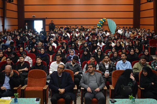 تجلیل از افتخارآفرینان کنکور