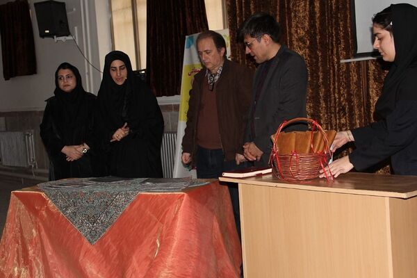 برگزاری اولین جشنواره هنرهای تجسمی در بهارستان‌۲