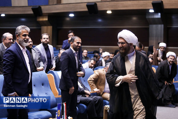 مراسم تکریم و معارفه دبیرکل اتحادیه انجمن‌های اسلامی دانش‌آموزان