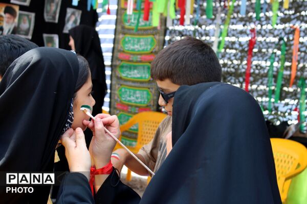 خدمت رسانی به زائران رهبر شهید در موکب آموزش و پرورش شهرستان سملقان