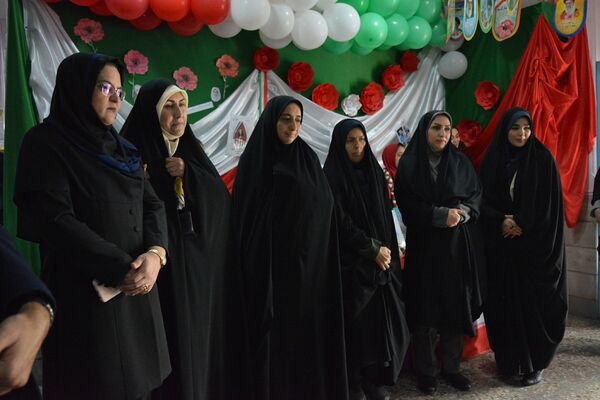 افتتاحیه طرح  «ایرانمون» در مدرسه شهدای گمنام بهارستان‌دو