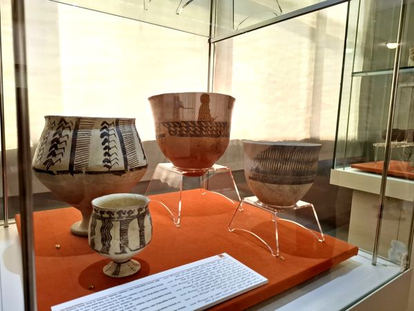 گشتی در تاریخ؛ از مدرسه دارالفنون به سمت دوره ایران باستان