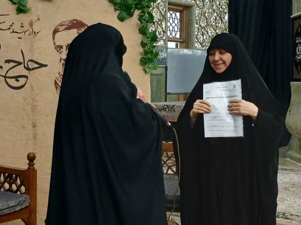محفل هفتگی هیات «معصومانه» با حضور دختران دبیرستانی در قم