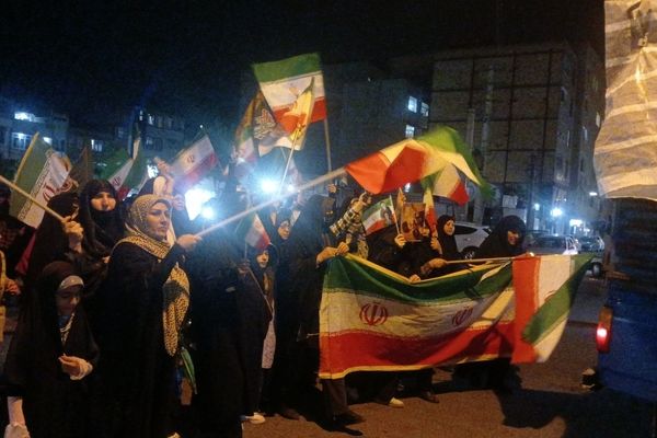 پنجاه هفتمین شب از راهپیمایی مردم شهرستان فردیس 