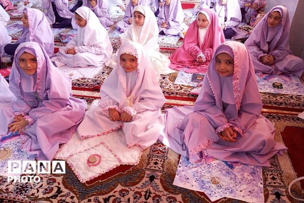  جشن تکلیف دبستان فرزانگان رباط‌کریم