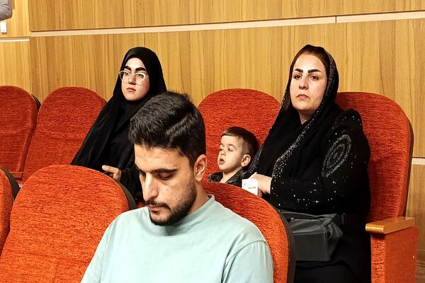 برگزاری نشست صمیمانه هنرمندان و فعالان عرصه رسانه در شهرستان ملارد