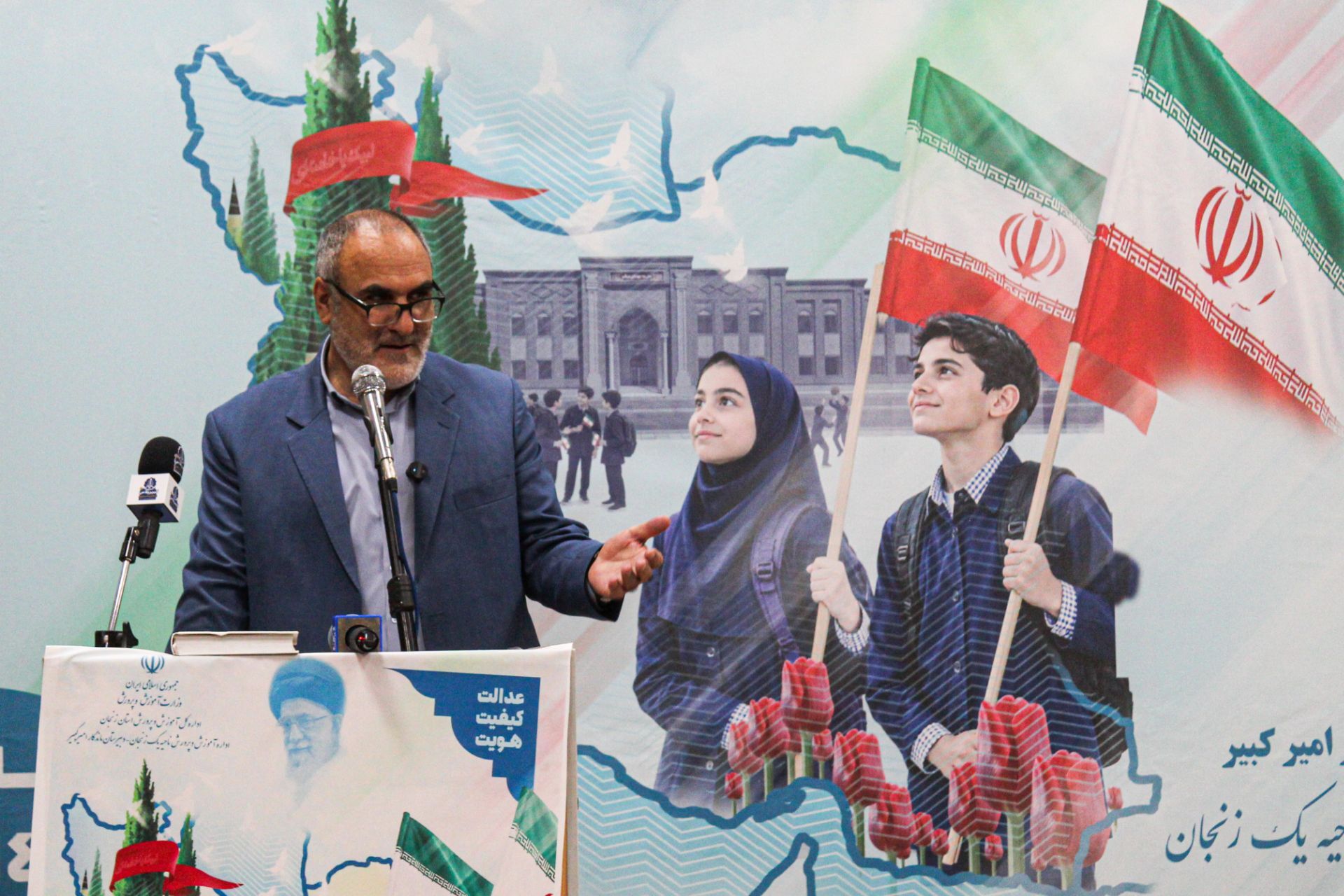 رشد واقعی با تفکر عمیق و رفتار انسانی شکل می‌گیرد