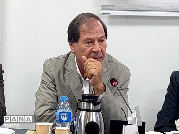 اولین جلسه هیئت مدیره مجمع خیرین مدرسه‌ساز خراسان رضوی در سال جدید
