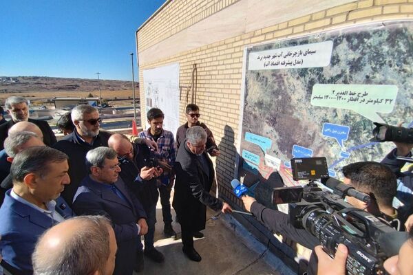 بازدید معاون اجرایی رئیس‌جمهور از طرح فاضلاب پرند