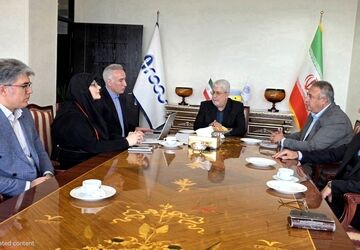 سمینار هم‌اندیشی نقش نخبگان حقوقی در وحدت ملی برگزار شد