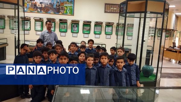 بازدید مدارس شهرستان کاشمر از موزه زیارتگاه شهید آیت الله مدرس (ره)