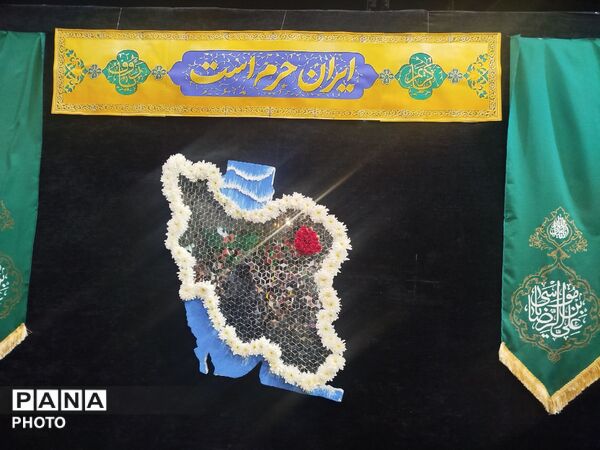 جشن میلاد امام رضا (ع) در پنجاه و نهمین شب از تجمعات مردم رجایی شهر کرج