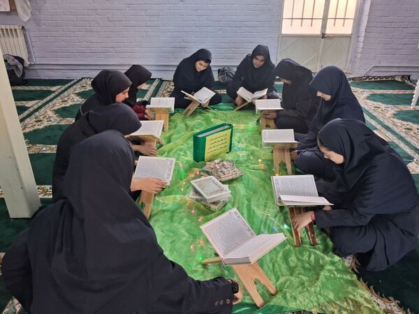 محفل انس با قرآن در نیمه‌شعبان