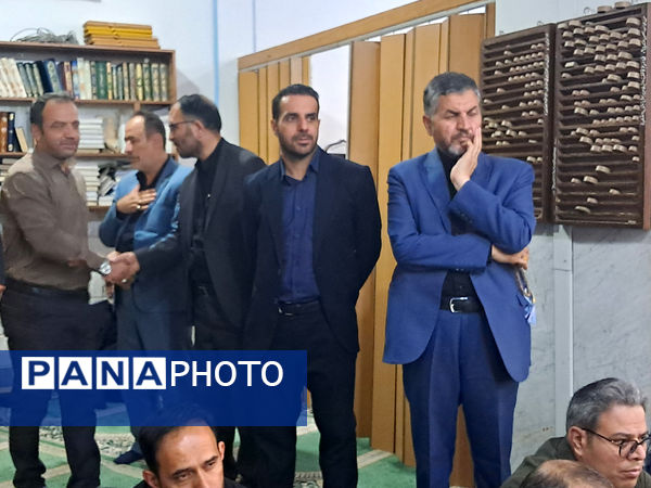 مراسم بزرگداشت شهدای خدمت در آموزش و پرورش قم