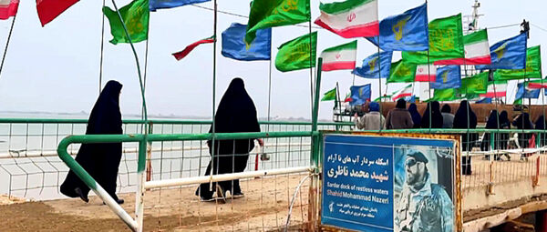فرهنگیان شهرستان دره‌شهر در مراسم افتتاحیه راهیان نور بسیج فرهنگیان کشور حضور یافتند 