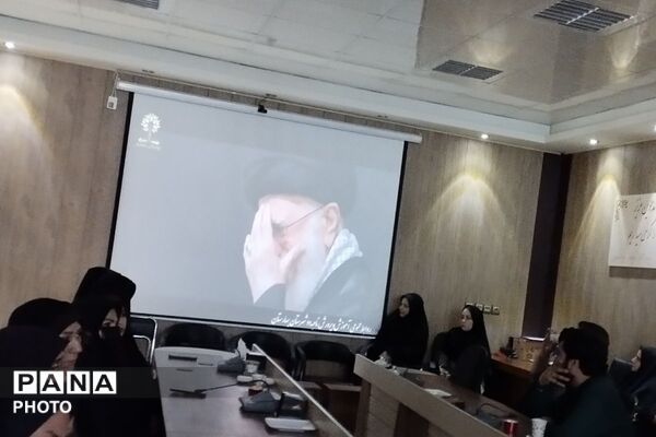 آئین تجلیل از فعالان حوزه پرورشی مدارس متوسطه بهارستان دو