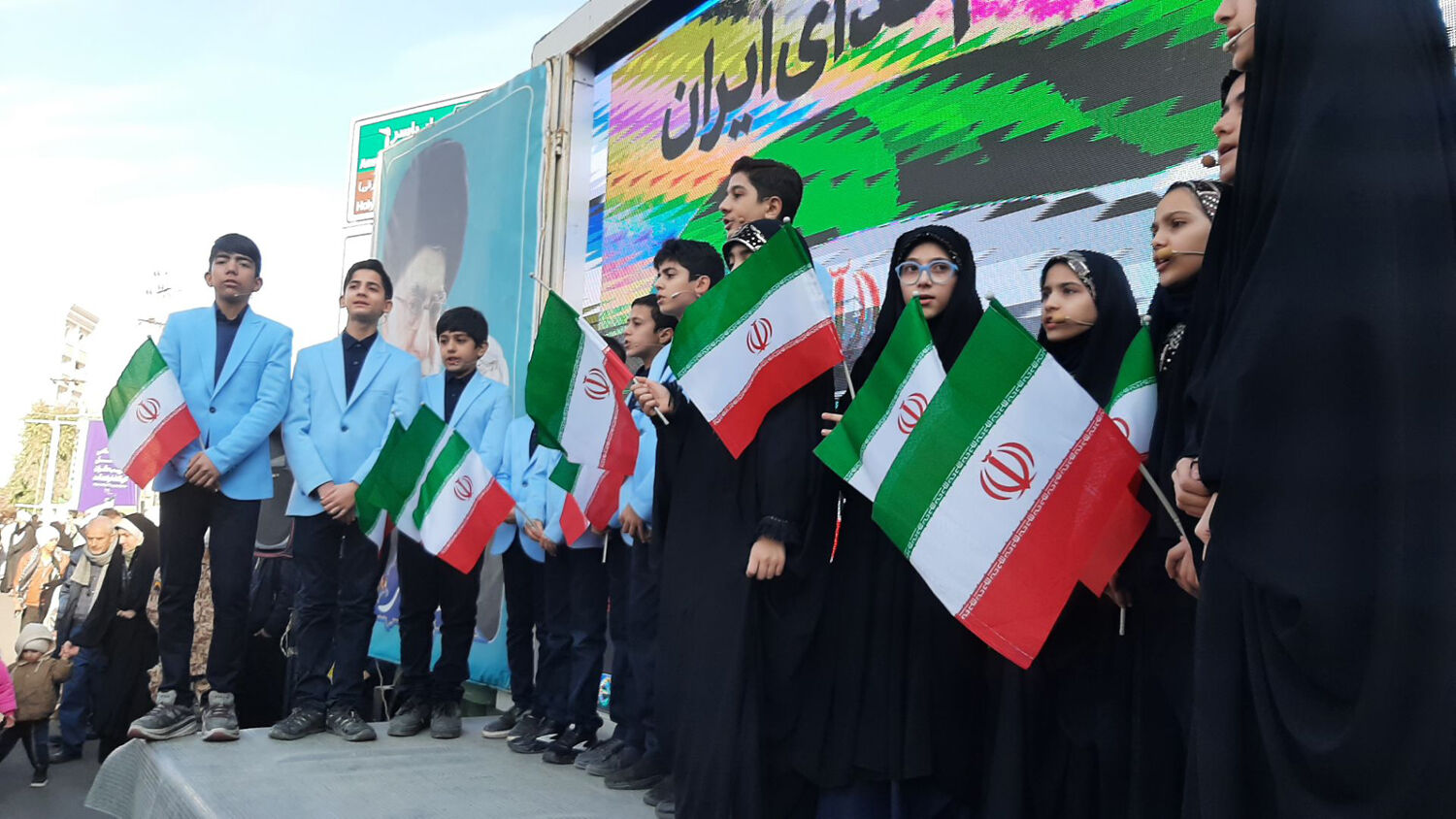 جلوه هایی از یک حضور کم نظیر