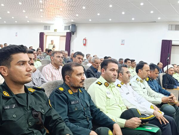  آیین و تکریم فرمانده نیروی انتظامی شهرستان خلیل آباد 
