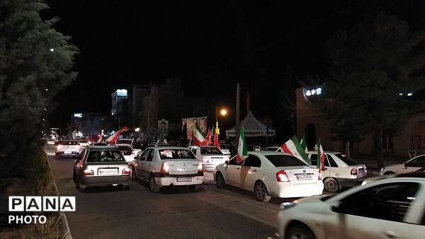 راهپیمایی ها در نیشابور همچنان ادامه دارد 