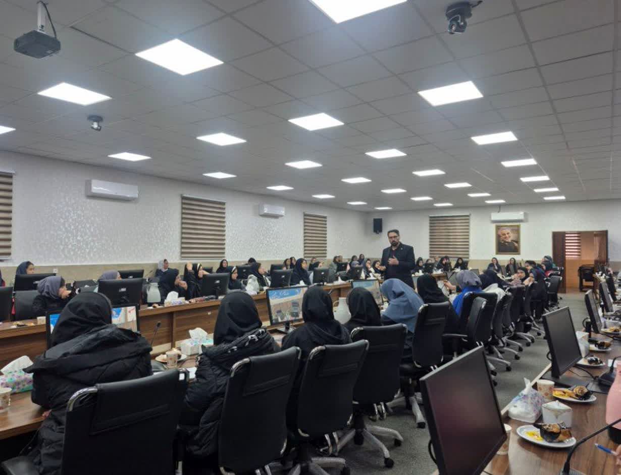 اخلاق حرفه‌ای مهمترین اصل در دنیای رسانه است