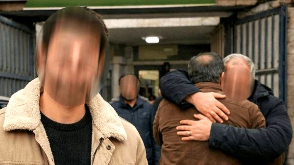 یلدای مهربانی؛ جوان تبریزی پدران را به خانه بازگرداند