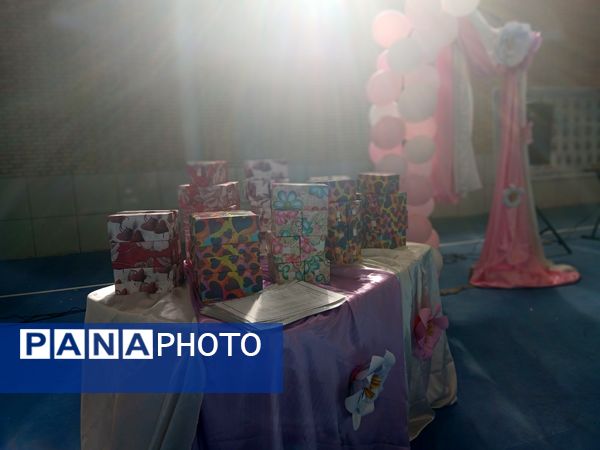 جلسه اولیا و مربیان در دبیرستان بهرام رزمی