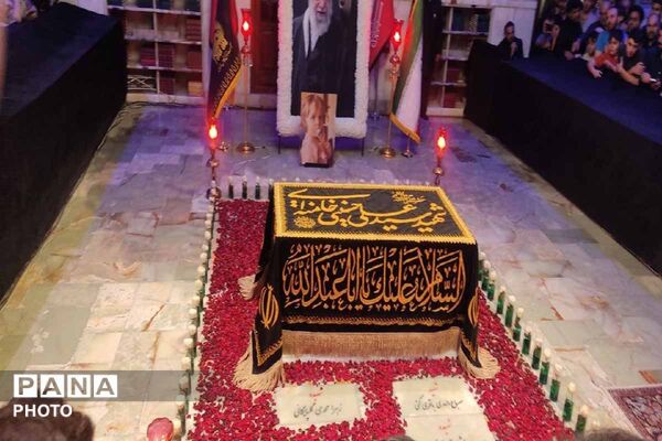 روایت شب شهادت در آستان رضوی