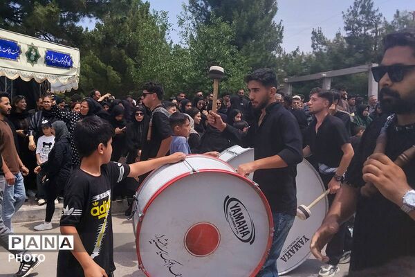 مراسم عزاداری عاشورای حسینی 