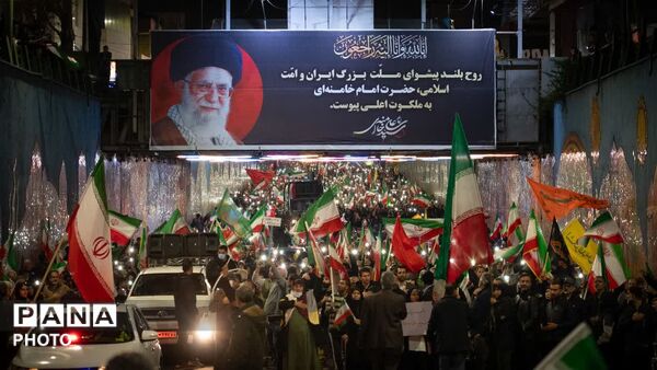 تجمعات عظیم مردمی نسبت به استکبار جهانی در کرج