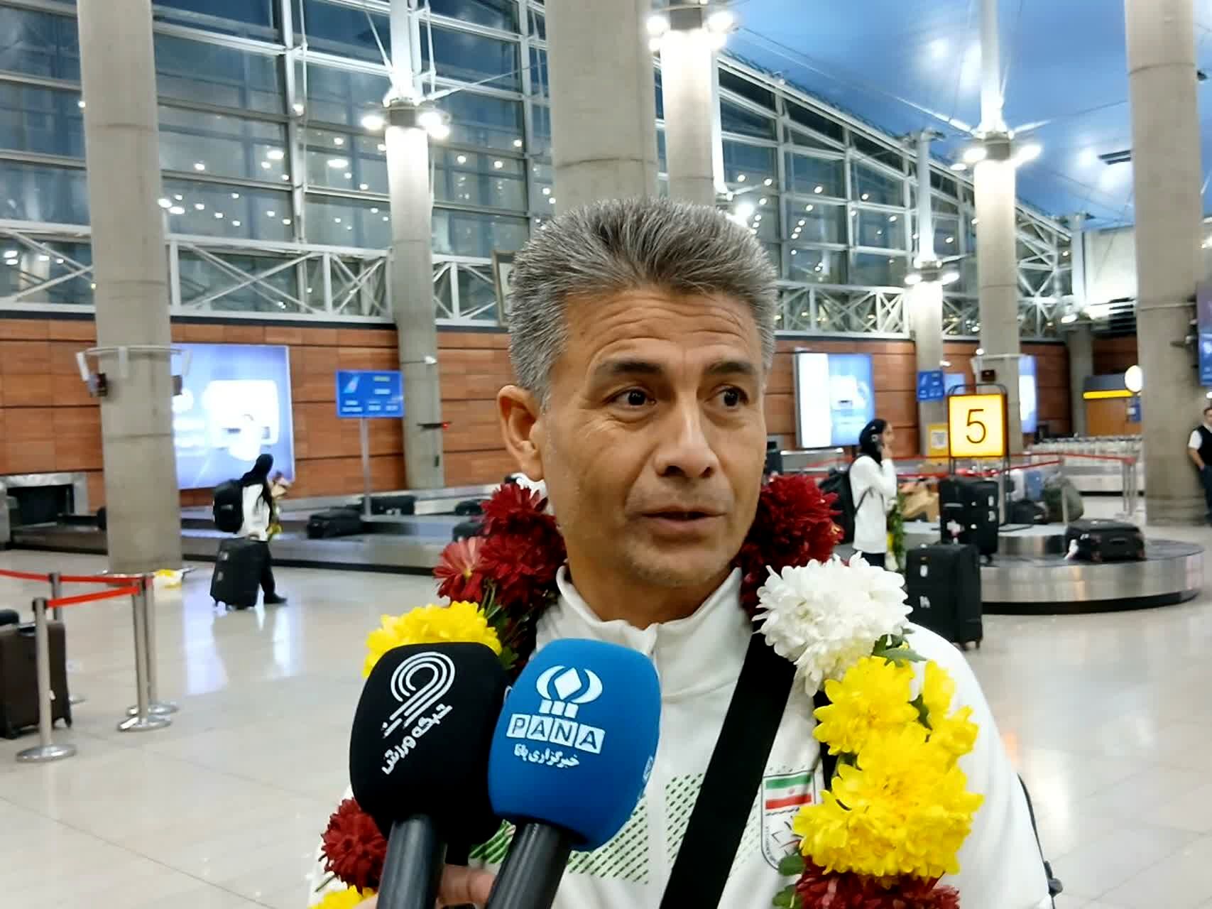 نظم جدید فدراسیون والیبال، پشتوانه درخشش نسل دانش‌آموزی است/ افتخارآفرینی دانش‌آموزان حاصل نگاه ویژه به تیم‌های پایه است