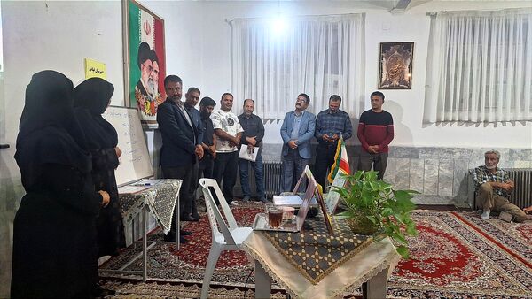 اولین جلسه انجمن اولیا در دبیرستان فیاض 