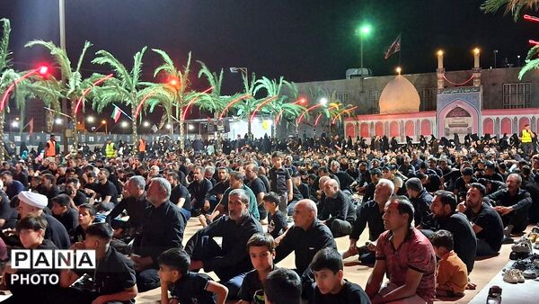 برگزاری مراسم شب هفتم محرم در روستای حاجی آباد