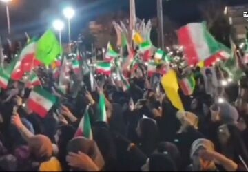 حضور حماسه‌ساز مردم قروه در شب چهلم رهبر شهید و شهدای دانش‌آموز مینابی